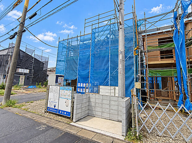 着々と工事が進行中。完成後は明るく開放的な住空間が誕生予定です。今なら完成までの様子もご覧いただけます。