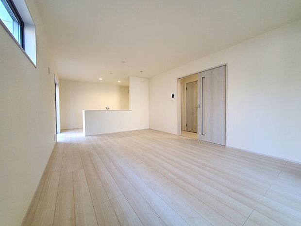 【居間・リビング】使いやすいリビングです