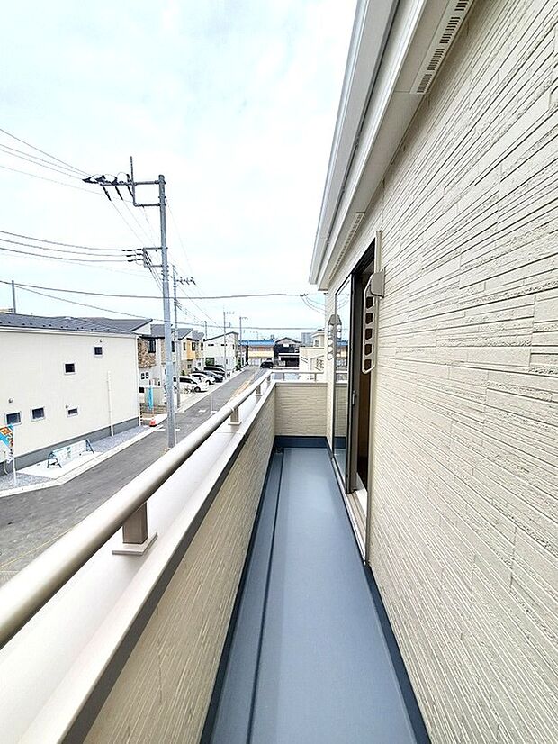 【玄関・施工例】掲載写真は施工例です。間取りや設備の特徴、暮らしやすさまで含めて、わかりやすくご案内いたします。