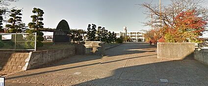 江釣子小学校 950m(徒歩12分)