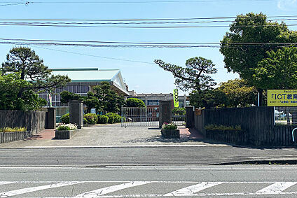 八代市立第三中学校 約1,000ｍ