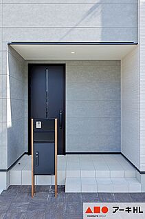 【B号地】外観は2トーンカラーで立体感を演出。