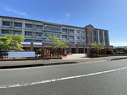市立白糸中学校 約1.5km(徒歩約19分)