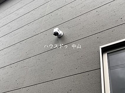 屋外防犯カメラ