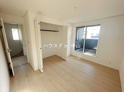 ＼多用途に使える2階洋室／