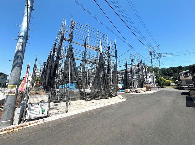 安心を一番に考えて設計と建設の両住宅性能評価書を取得。全12区画の街並みを是非ご覧ください!
