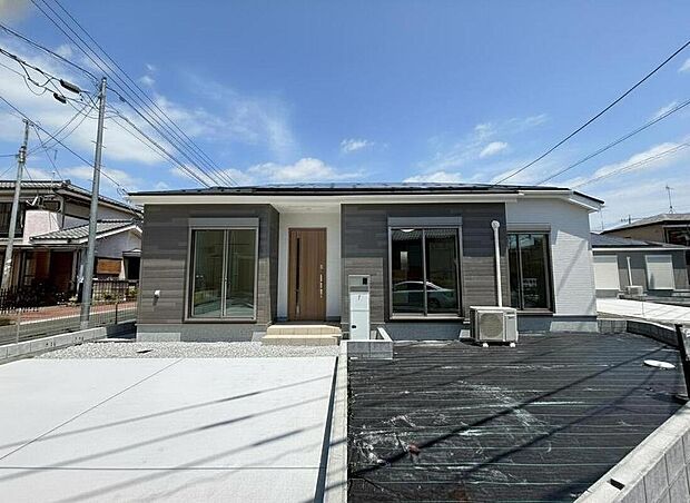 １号棟◆飯田グループホールディングス唯一の販売専門会社のホームトレードセンターの社員が直接、当物件をご案内いたします。見学希望、資料請求等、お気軽にお問い合わせくださいませ♪