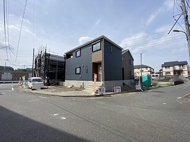 安心を一番に考えて設計と建設の両住宅性能評価書を取得。全４区画の街並みを是非ご覧ください！