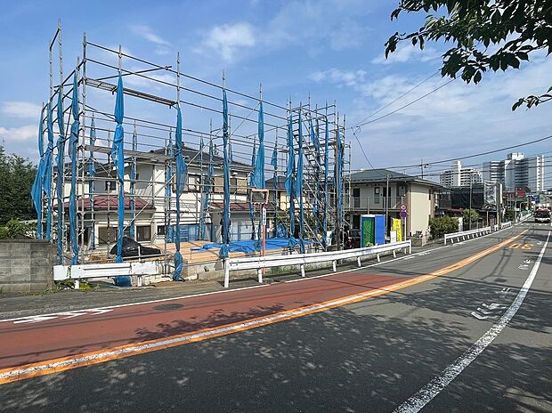 住宅ローンに関してもお任せ下さい♪
〇頭金、自己資金無しでも購入できます
〇マイカーローン、カードローンを住宅ローンでおまとめ可
〇家具、家電、引っ越し費用も借入可
〇勤続年数1年未満可