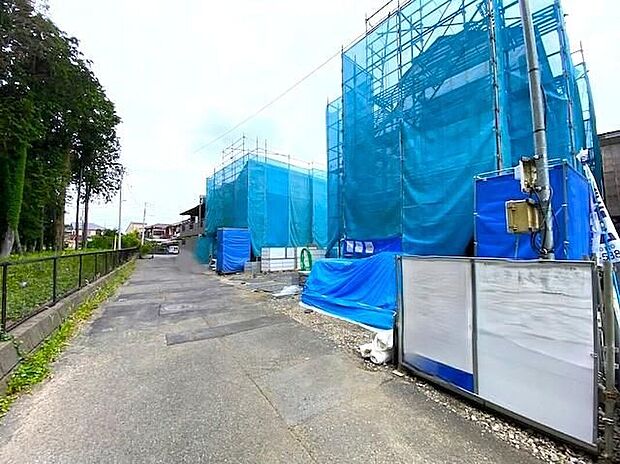 休日にご家族揃ってご見学はいかがでしょうか♪実際の現地を見てみると図面などではわからない、新たな発見もありますのでまずはお気軽にお問い合わせください!