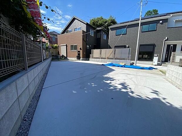 【駐車場】◆資料送付・ご見学即対応！建物完成しておりますので、室内ご内覧いただけます♪ご不明点等、スタッフがしっかりと説明させていただきますので、安心して現地をご覧ください♪