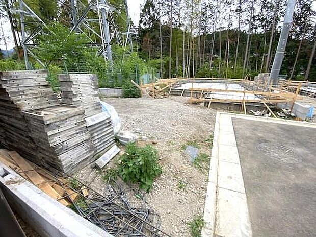 【その他現地】現地は穏やかな街並みに包まれた落ち着きある住環境。陽当たりや風通しの心地よさなど、実際に足を運ぶことで感じられる魅力が広がっています。