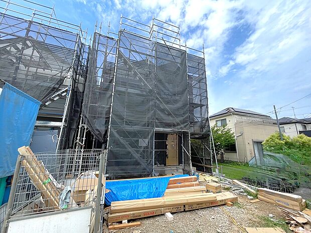 【現地外観写真】7号棟 ☆飯田グループホールディングス唯一の販売専門会社のホームトレードセンターの社員が直接、当物件をご案内いたします。見学希望、資料請求等、お気軽にお問い合わせくださいませ♪
