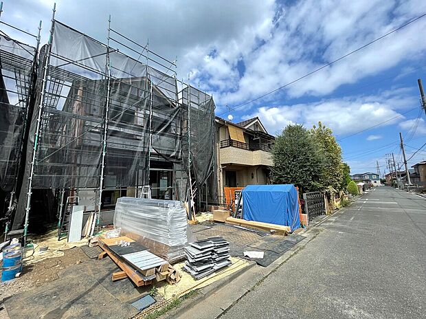 【現地写真】周辺は静かで落ち着いた住宅街。車通りも少ないため、小さなお子様との暮らしにも安心です♪♪当日のご見学予約も承ります。同じものは2つとない「夢のマイホーム」との出会いが待っているかもしれません。
