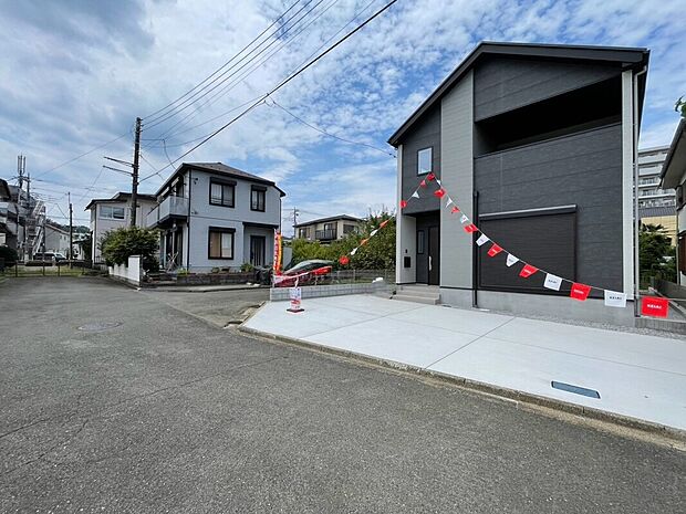 【現地外観写真】気になった物件すぐにご見学対応させていただきます♪平日・お仕事帰りなど、いつでもご案内可能です♪周辺環境と併せて、実際に現地をご確認ください♪♪