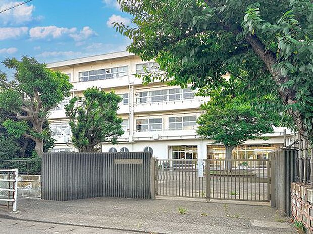 鎌倉市立七里ガ浜小学校