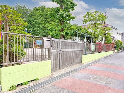 世田谷区立山野小学校 徒歩560m