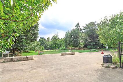 おとめ山公園 徒歩800m