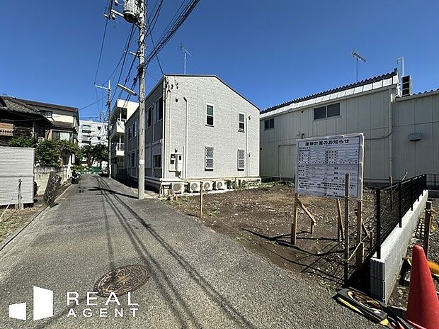 【現地前面道路】現地までのアプローチをしっかりとご説明させて頂きます。お車と徒歩のアプローチをご一緒しますので、なんなりとご質問下さい♪