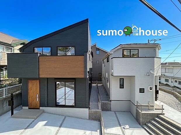 施工例の為、分譲中の建物とは外壁、屋根開口部等の形状・仕様が異なります。