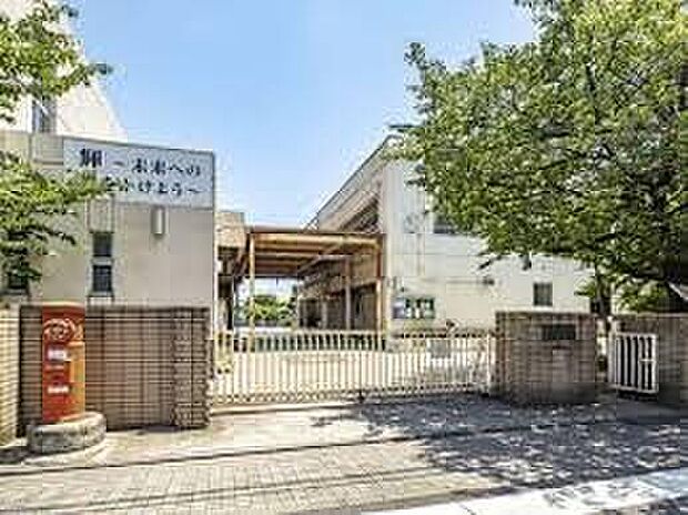 川崎市立桜本小学校(約269m)