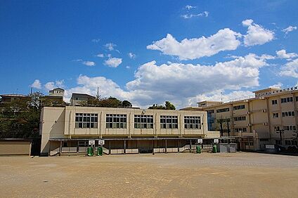 川崎市立生田小学校 1300ｍ