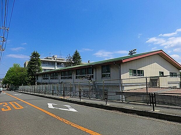 川崎市立南生田中学校（約1,200m）