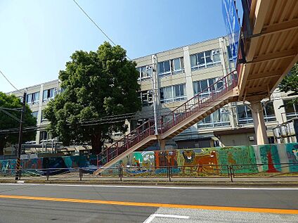 川崎市立宮崎小学校 220ｍ