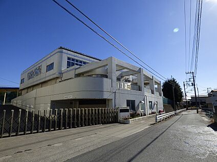 川崎市立東柿生小学校 1010m(徒歩13分)