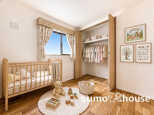 【居室3】大きなクローゼットを備えた明るいお部屋は、子供部屋にもぴったりです。(本画像はCGで作成しており、実際に現地に家具・家電はおかれておりません。また価格に家具・家電は含まれておりません)