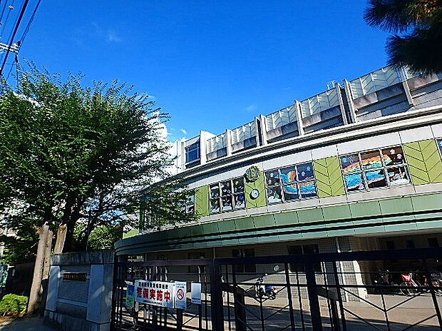 川崎市立西生田小学校(約1,080m)