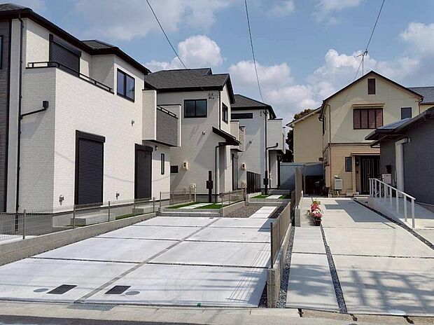 完成しております！本日内覧可能です！弊社では現地販売会を行っておりません。現地ご見学の際はお気軽にお問い合わせ下さい☆