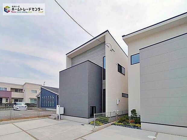 ☆キッチン☆6号棟
対面式キッチンですので、お食事の準備をしながらご家族との会話を楽しめます☆水回りも集中しているので、家事の動きがらくちんです♪