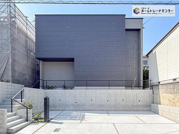 堂々完成いたしました！ぜひ現地にて、実際の建物・街並み・陽当たり等ご確認下さい♪お気軽にお問い合わせください☆