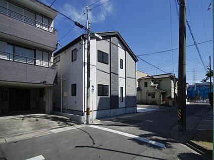 前面道路含む現地写真