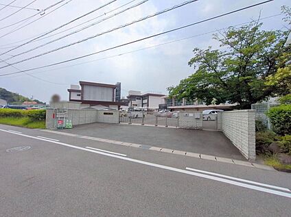 豊明市立二村台小学校 200ｍ(徒歩3分)