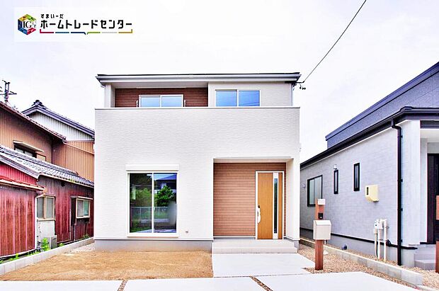 【現地外観写真】住宅の構造や設備仕様・完成イメージなどのご質問はいつでもお気軽にお問い合わせ下さいませ☆資料もお送りいたします♪