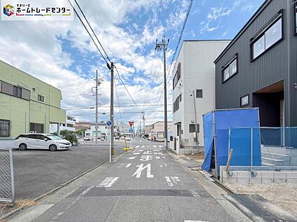 前面道路含む現地写真