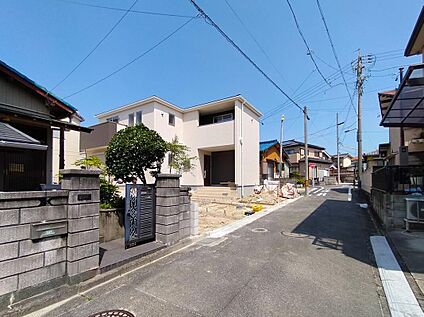 前面道路含む現地写真