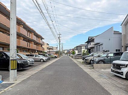 前面道路含む現地写真
