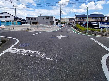 前面道路含む現地写真