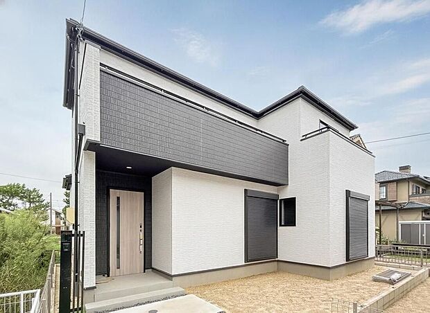 【現地外観写真】完成しました！本日内覧可能です♪ぜひ現地にて、実際の建物・街並み・日当たり等ご確認下さい♪お気軽にお問い合わせください☆