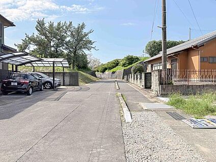 前面道路含む現地写真