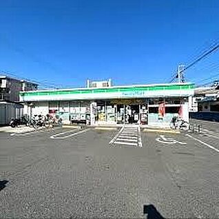 ファミリーマート東大阪三島店 190ｍ