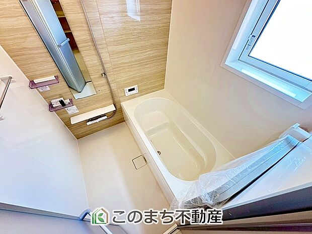 同社施工物件の写真です。※建具やフローリング、その他仕様が異なる場合がございます。
