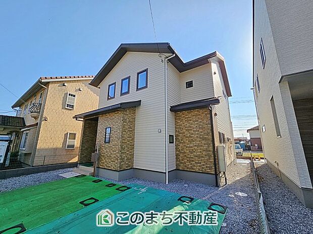 【外観】建物完成につき内覧可能です！ 飽きのこないシンプルな外観と 閑静な住宅街は永住の地にピッタリです♪