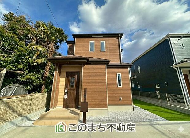 【外観】建物完成につきご内覧可能です！ 飽きのこないシンプルな外観と 閑静な住宅街は永住の地にピッタリです♪ 