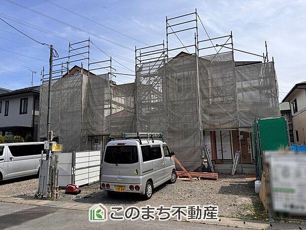 【外観】建築中現地写真(同社施工の完成物件・モデルハウスがご見学できます)