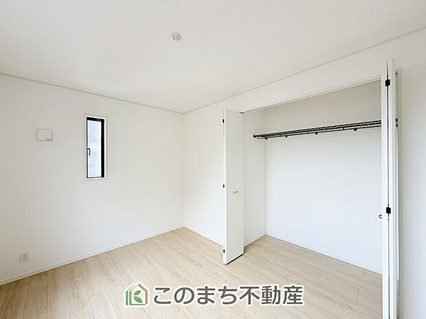 【収納】各居室に収納付で住みやすさにこだわっています♪