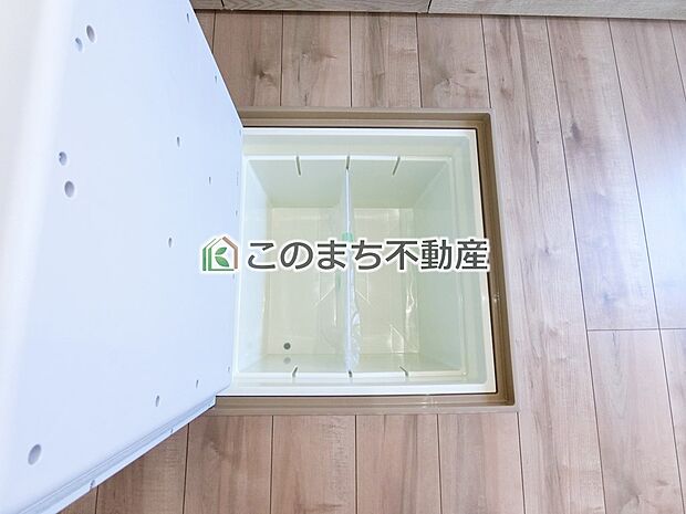 【収納】同社施工物件の写真です。※建具やフローリング、その他仕様が違う場合がございます。
